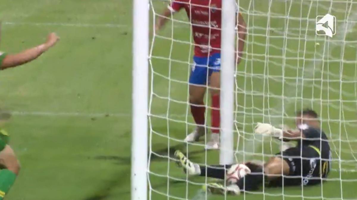 Nuevas imágenes dan la razón al Huesca en el gol ganador fantasma contra el Teruel