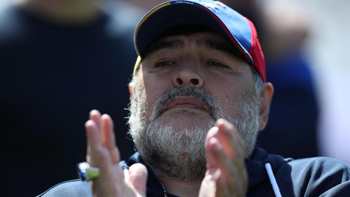 El último testigo del juicio no descarta que Maradona muriera por covid