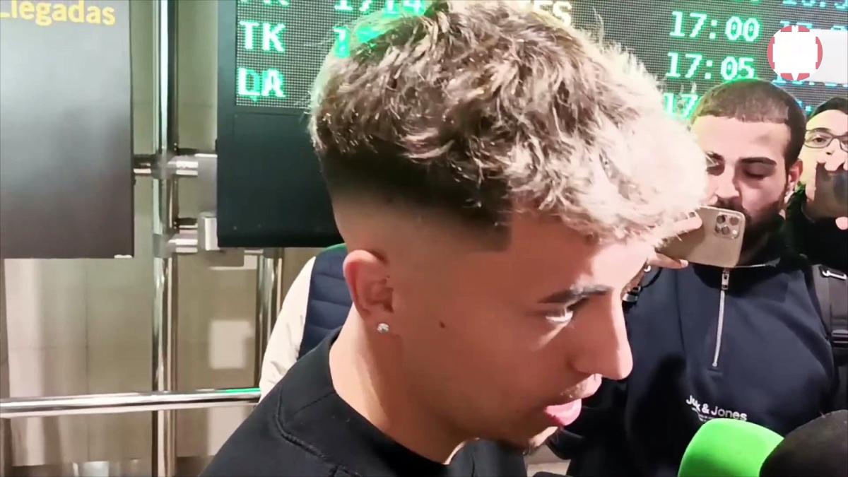 Flick: "Renovaré, quiero ganar la Champions con el Barça y estar cuando esté acabado el Camp Nou"