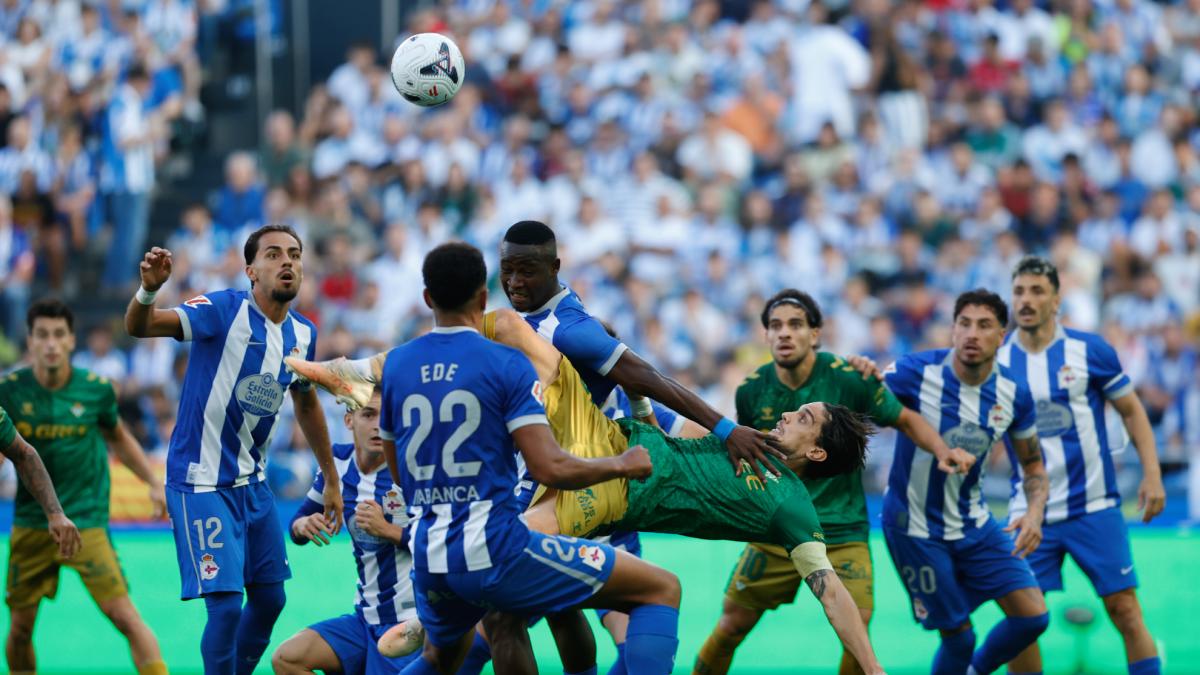 Bartra esquiva la lesión, pero seguirá un plan individualizado de trabajo