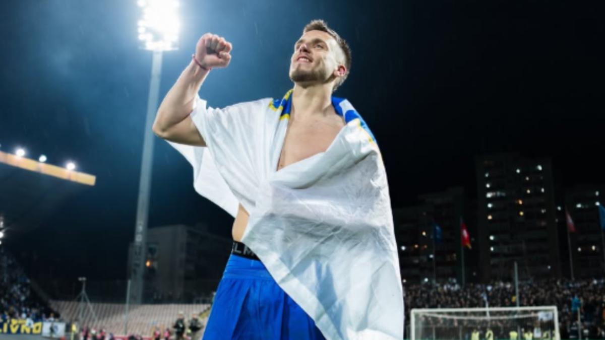 Demirovic se lleva la fiesta Mundial de Bosnia a Stuttgart: ¡barra libre de cerveza para todos los aficionados!