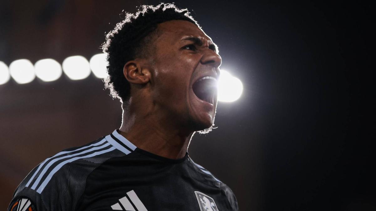 Watkins lanza a Emery a por su quinta