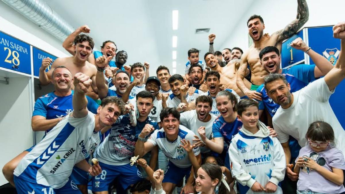El Tenerife ya tiene a la vista el ascenso a Segunda división