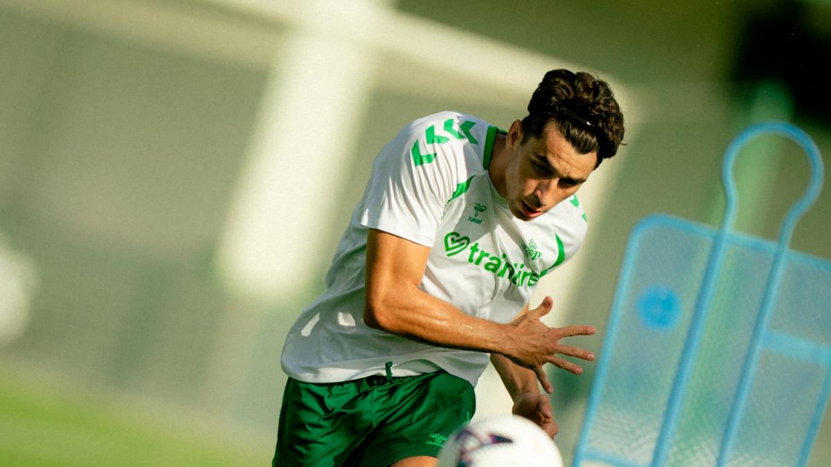 Marc Roca: "Me siento en mi mejor momento personal y futbolístico"