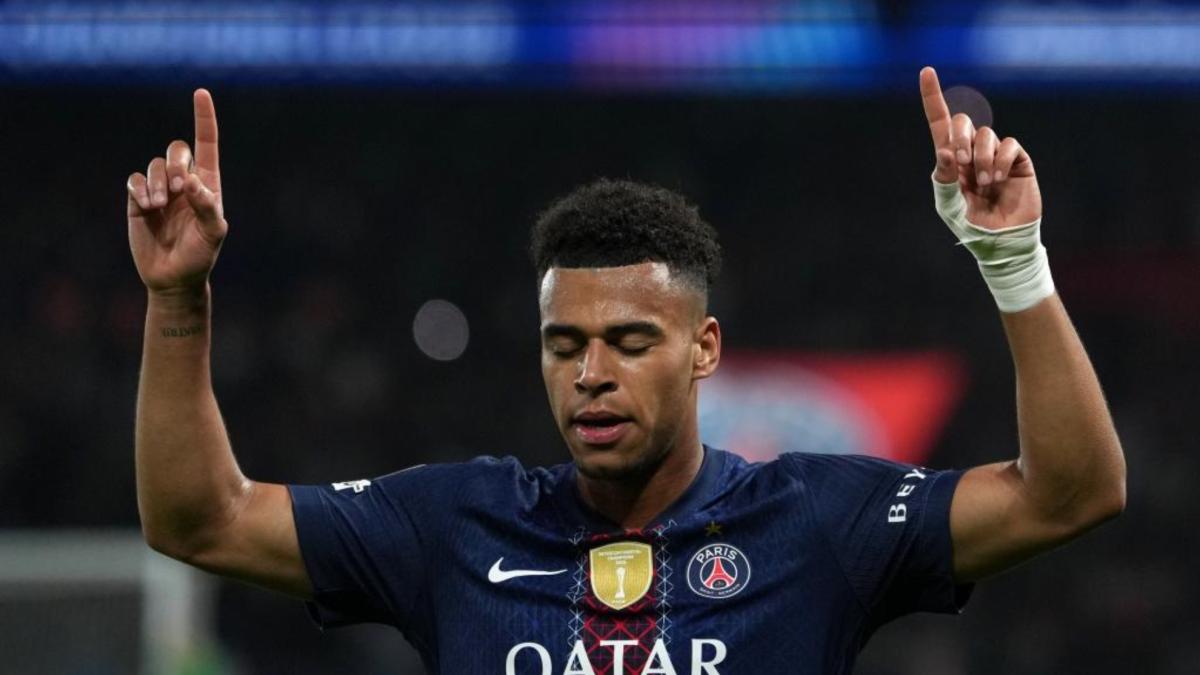 Doué se pica con Olise y Mbappé: "Tiene todo para ser uno de los mejores jugadores del mundo"