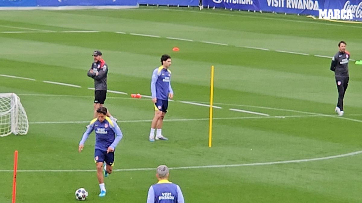 Simeone no duda con el once para el Barcelona