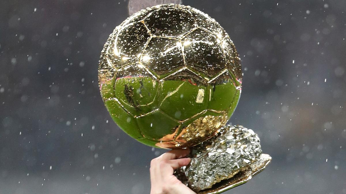 Cuánto vale el balón de oro, de qué está hecho, quién lo diseñó y cuánto pesa