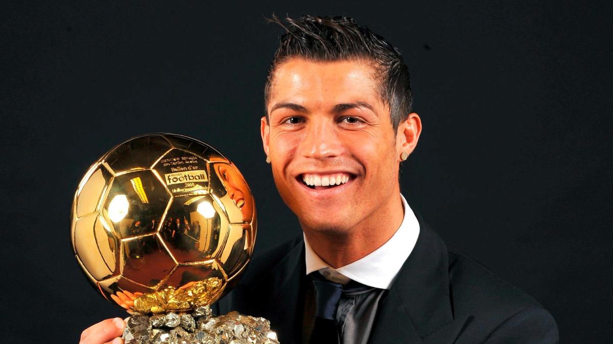 El Cristiano Ronaldo de 2008 gana el B.O.A.T. a mejor Balón de Oro de la historia