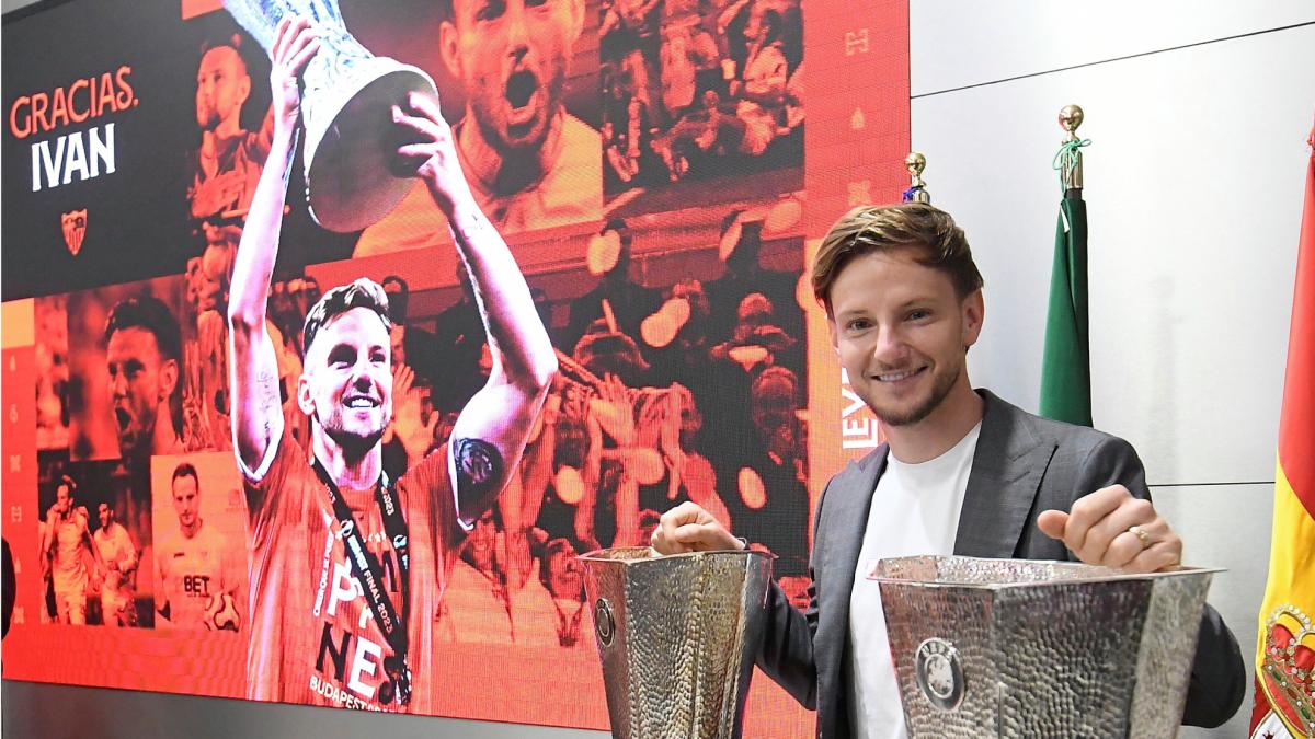 Rakitic: "Me hace ilusión cuando se me acerca una señora mayor, me dice que es del Betis y que es mi fan"