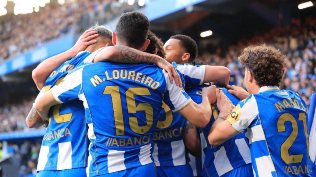 El Depor presume de fondo de armario