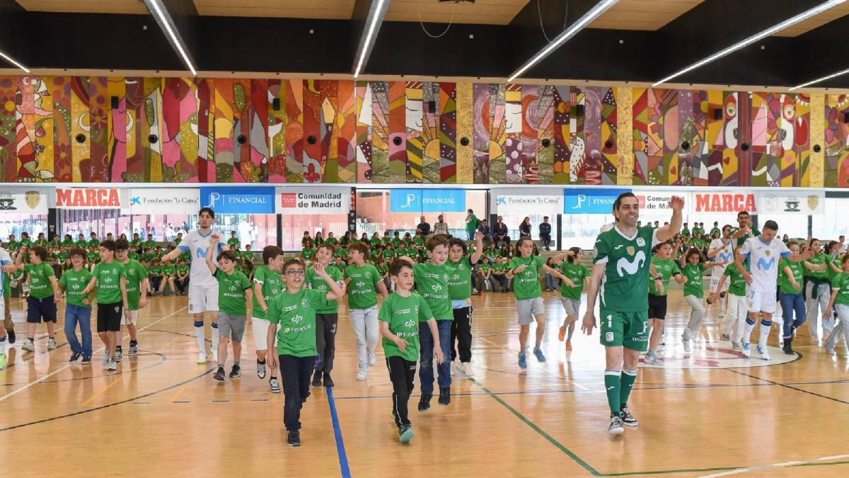 La Gira Megacraks llega al Colegio San Agustín de Los Negrales