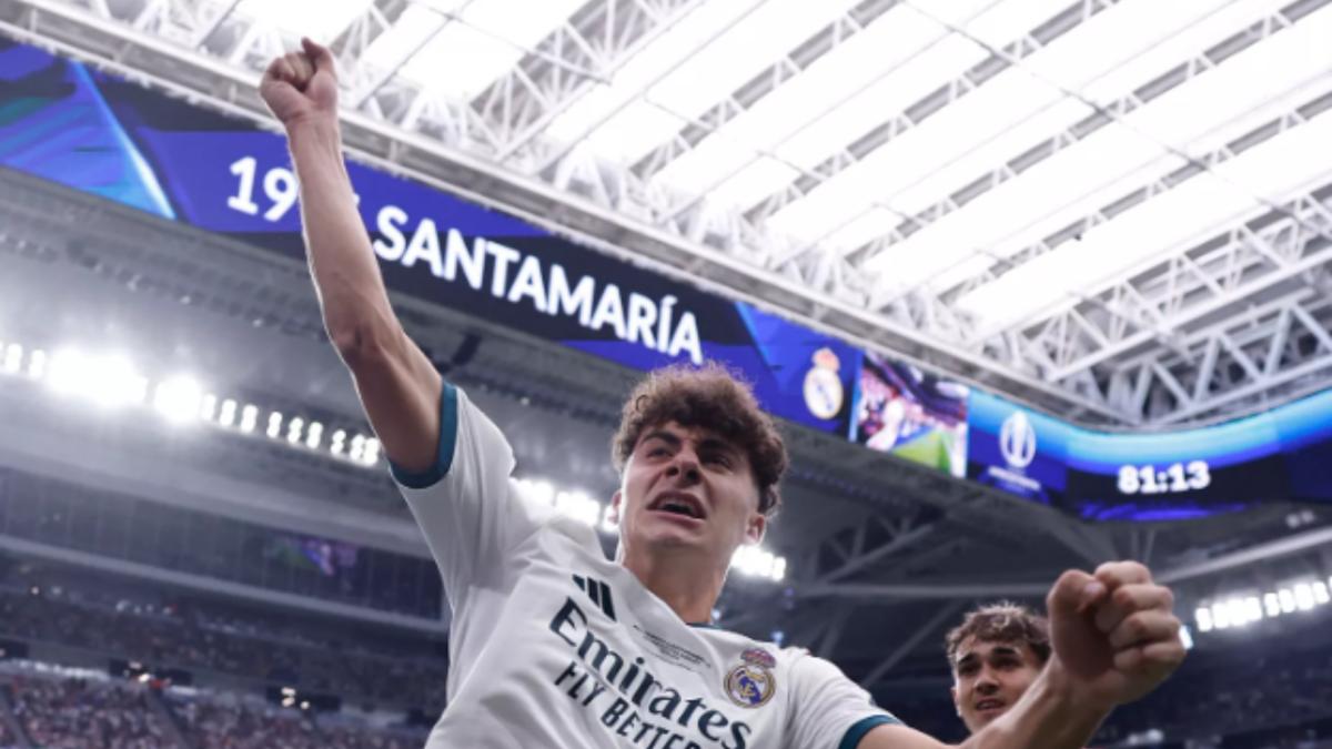 El nuevo 'Joselu' de La Fábrica se gana su primer ascenso