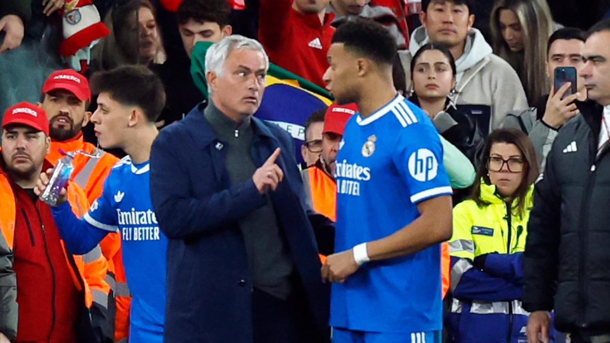 El misterioso 'me gusta' de Mbappé: ¿Quiere a Mourinho como entrenador?