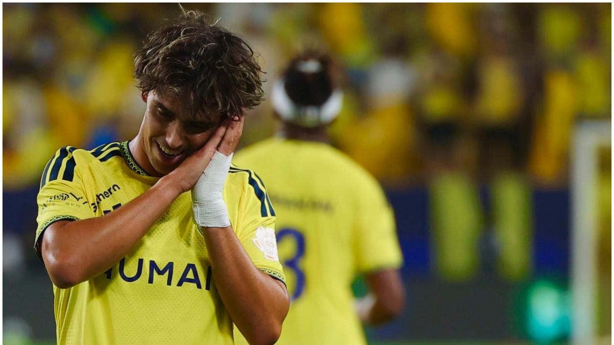 Al Nassr remonta un 2-0 sin Cristiano, con 10 y gracias a Mané y Joao Félix