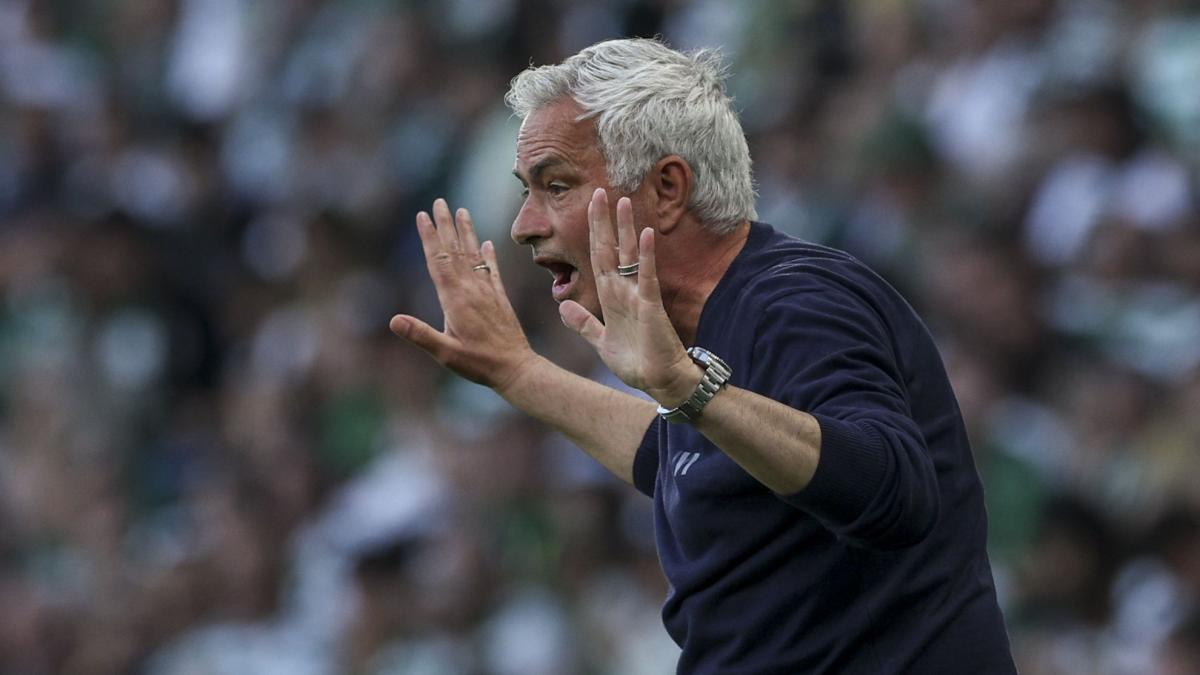 El Benfica de Mou no pierde la fe y firma una épica victoria en el Derbi