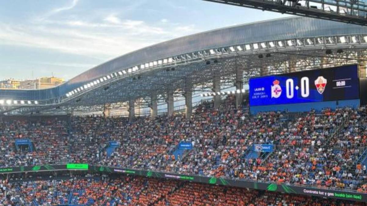 El Deportivo abrirá una mesa de diálogo con la federación de peñas