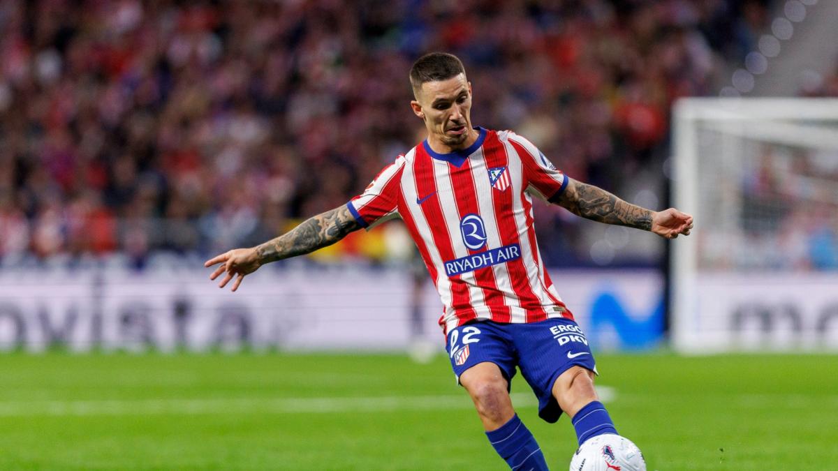 Un cañón en el lateral