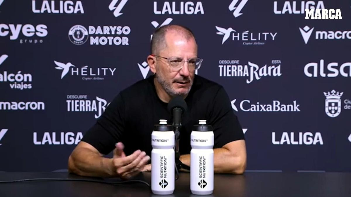 "El Ceuta sí puede jugar aquí y la sub 20 no? La broma se cuenta sola"