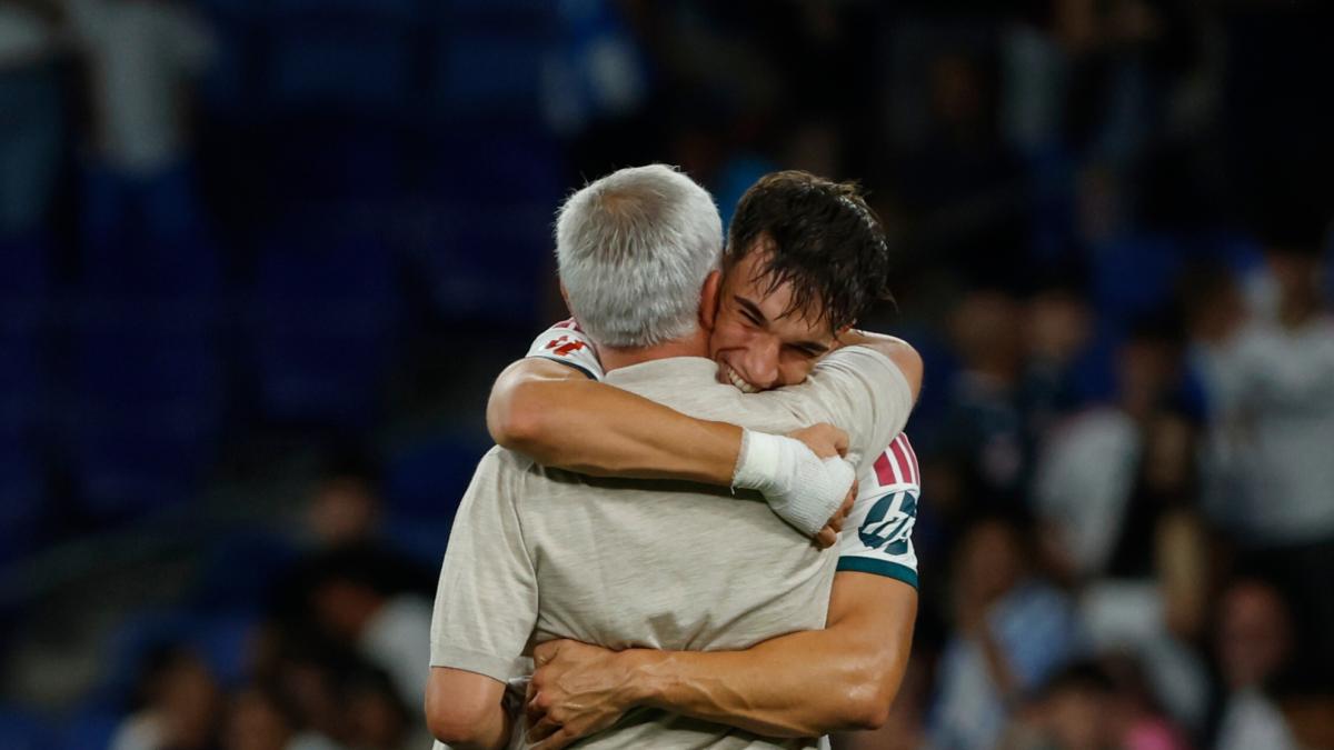 Mourinho señala al banquillo
