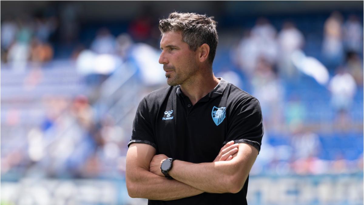 Funes, de profesor a albañil... sin dejar de ser entrenador