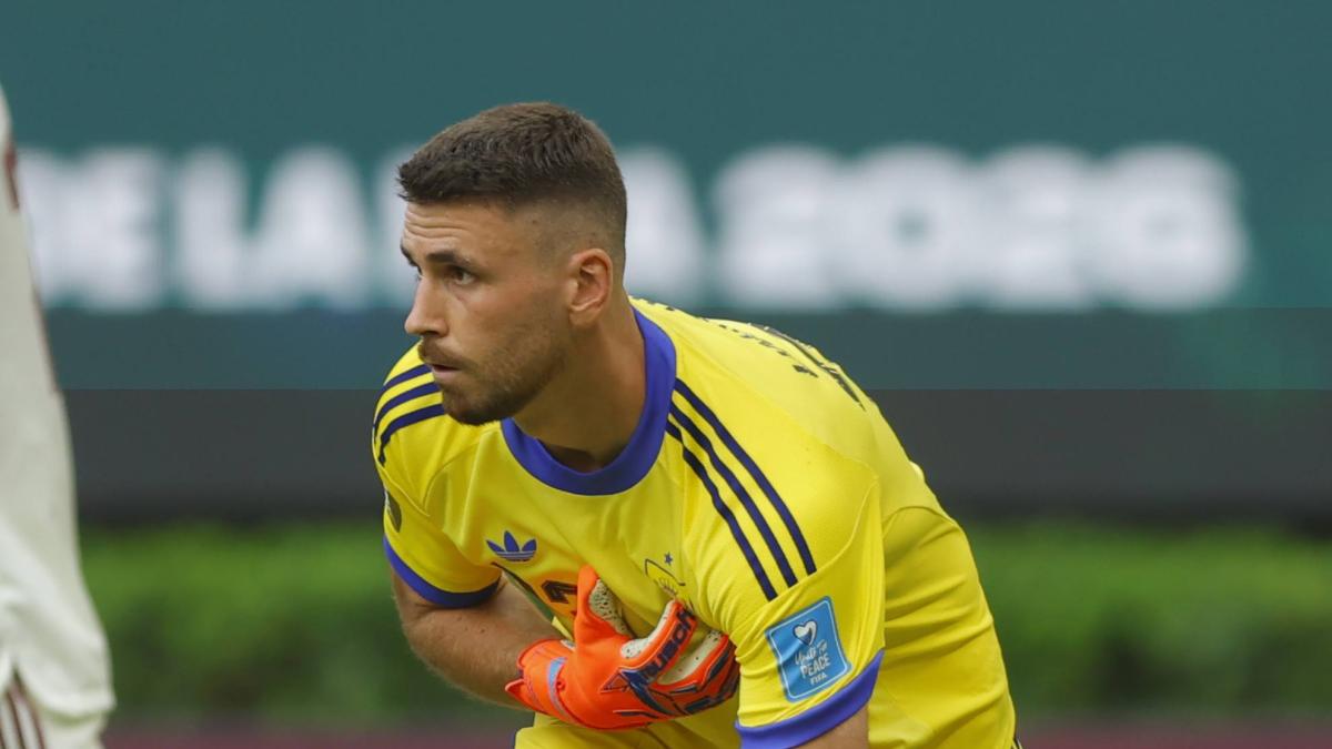 Unai Simón destrona a Rodri y cierra una primera fase impecable