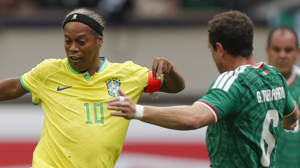 México gana al Brasil de Ronaldinho, Adriano y Kaká en partido de leyendas
