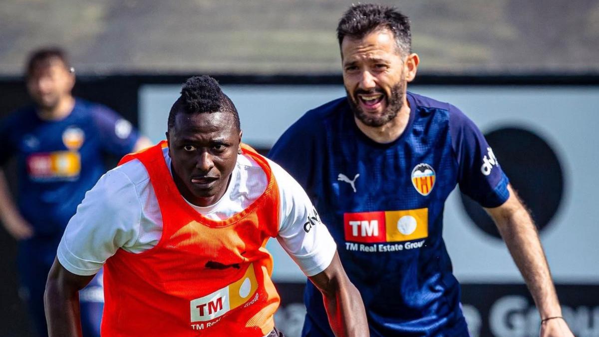 Corberán: "¿Cánticos? lo que no es agradable es no conseguir resultados"