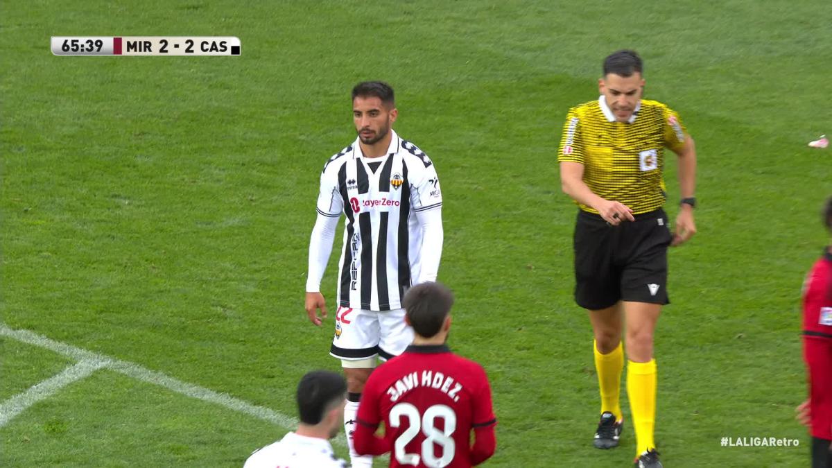 El Mirandés se agarra a Segunda con Unax y dientes