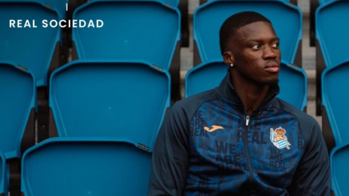 Oficial: Sarr llega cedido desde el Chelsea