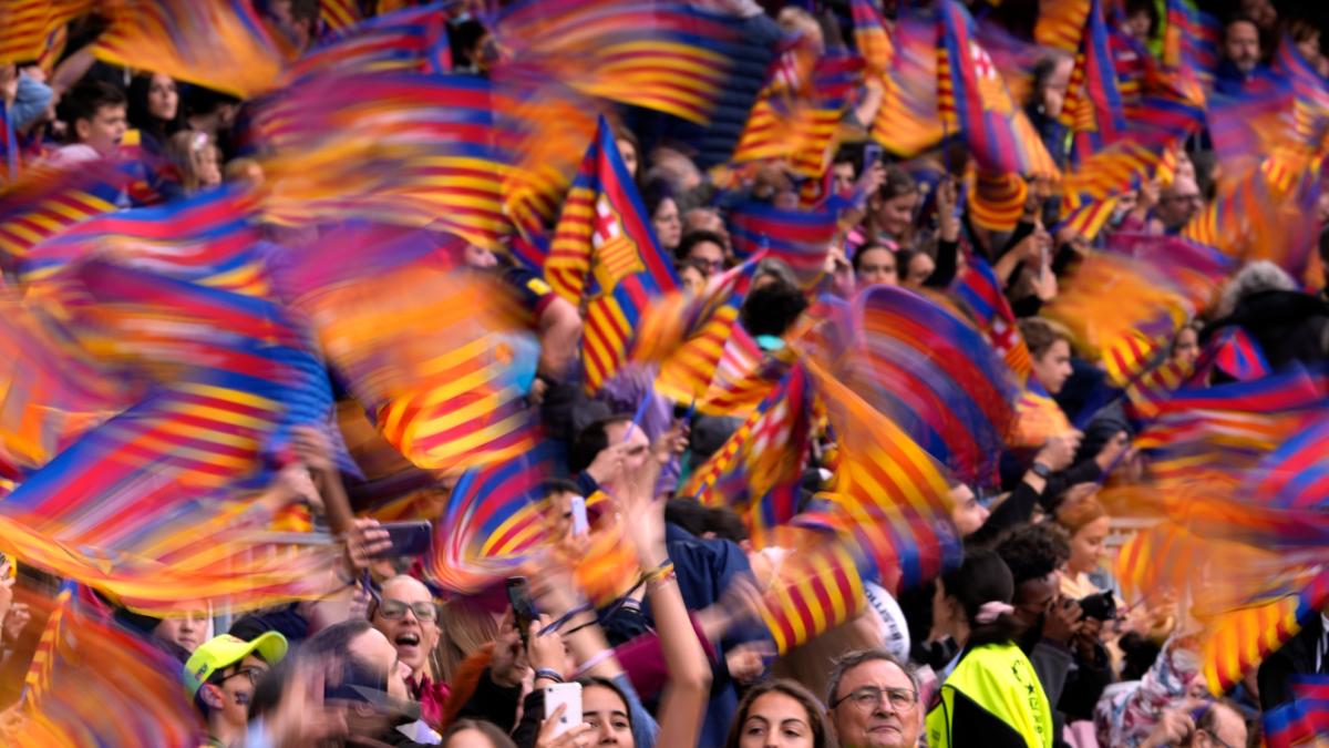 El Barcelona cierra temporalmente la grada de animación