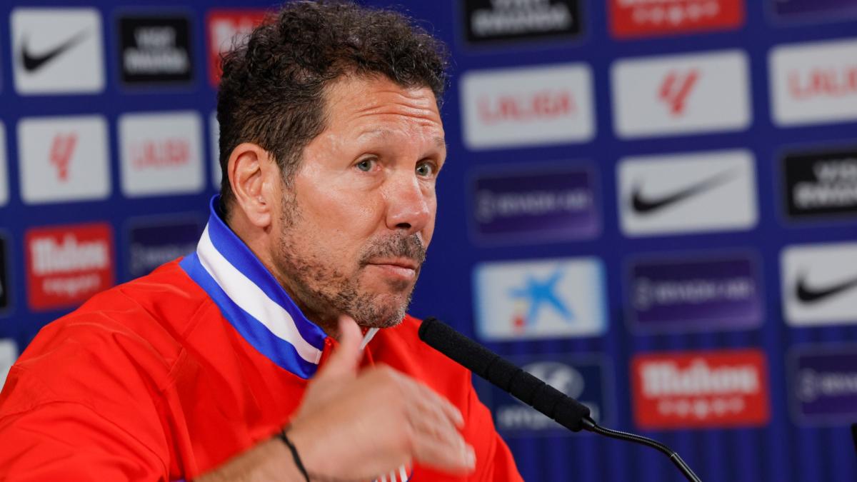Simeone: "Mirando el partido de ayer decía: 'dejamos dos veces eliminado al Barcelona, ¡Dios mío!'"