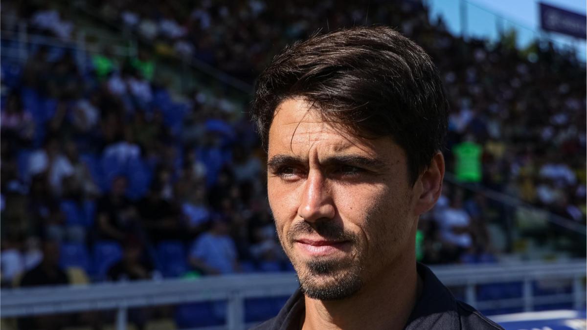Carlos Cuesta abandona el Parma