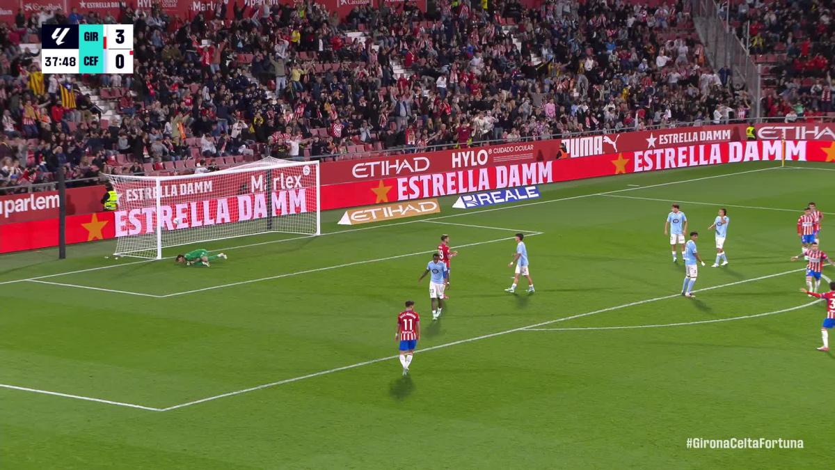 El Girona sentencia en tres minutos y 'saca' al Fortuna del partido para hacerle una 'manita'