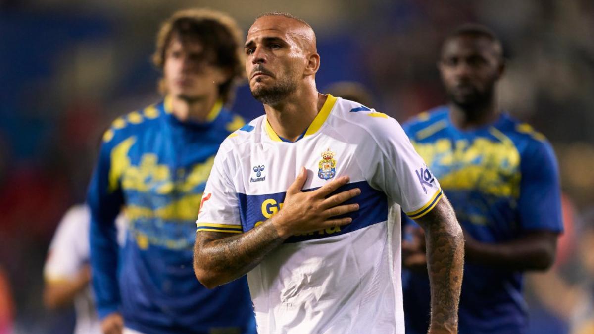La plantilla de Las Palmas coincide en que entraron "desconectados" al partido