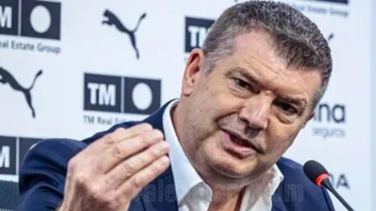 El método de gestión de Gourlay 'sin' director deportivo ni secretario técnico: su área deportiva desde el primer día