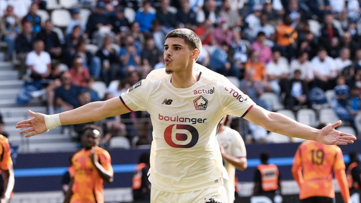 Matías Fernández-Pardo desfila por París