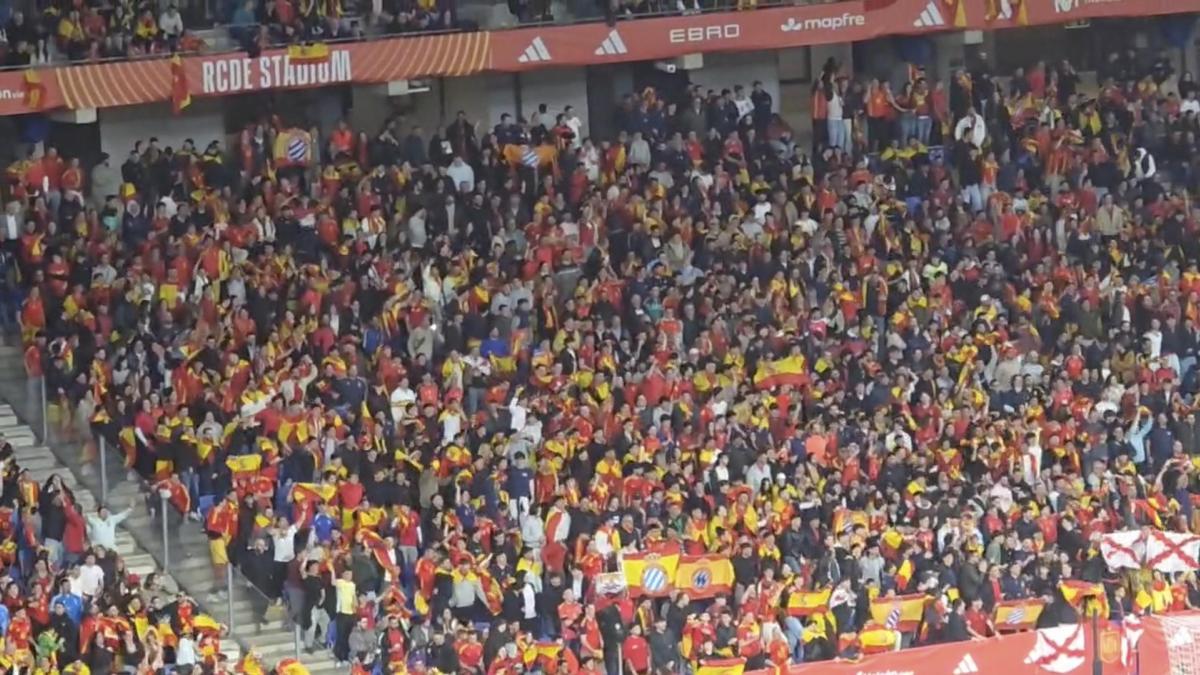 La FIFA abre expediente a España por los cánticos racistas en Cornellá