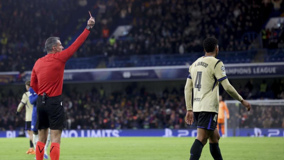 Las rojas en Champions, una losa muy pesada para el Barcelona