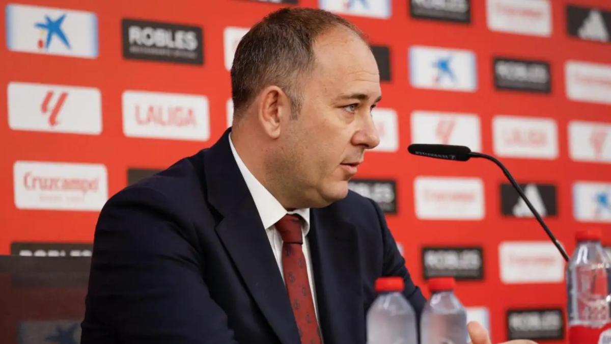 José Ignacio Navarro: "Había que darle un giro a esta plantilla después de los apuros de los últimos años"