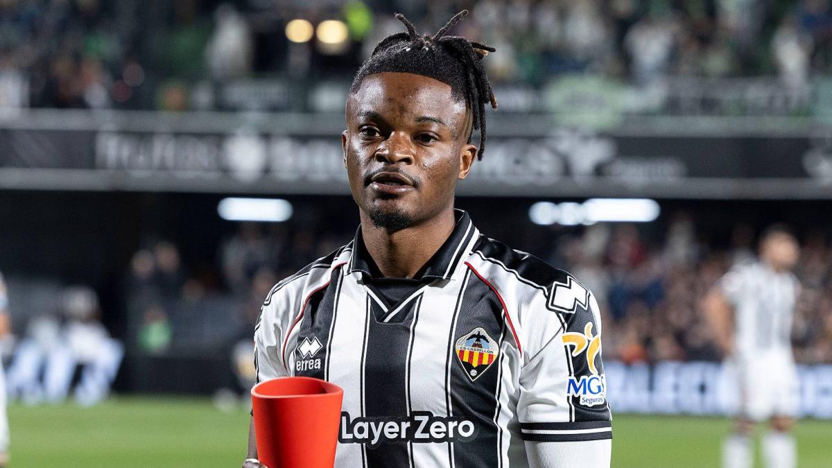 El Castellón tomará "las medidas oportunas" por la baja de Cipenga, retenido por su selección